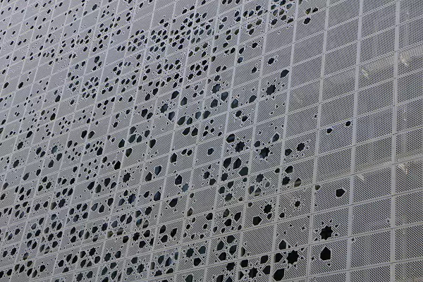 نمای پانچ متال